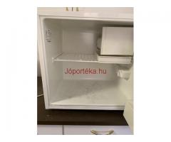 70 literes Zanussi hűtőszekrény eladó